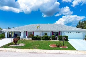 377 CLUB MANOR DR, SUN CITY CENTER, FL