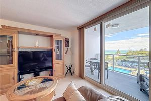 1890 S OCEAN DR APT 504, HALLANDALE BEACH, FL