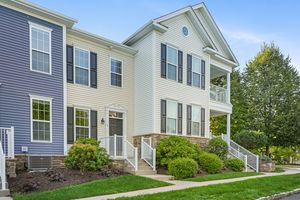 4 BRINSCALL CT # 4, DANBURY, CT