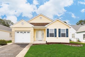 83 WOODSTOCK DR, TOMS RIVER, NJ