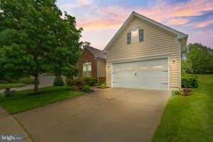 4 HEARTHSTONE BLVD, PEMBERTON, NJ