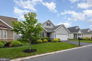 226 LOYAL DR, MECHANICSBURG, PA