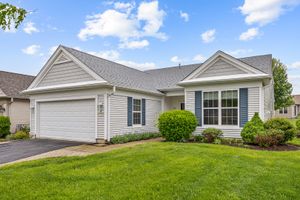 11692 SUNDERLIN DR, HUNTLEY, IL
