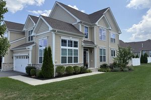 22 HENRY WAY # 22, MILLIS, MA