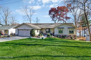 110 DELBRIDGE LN, CROSSVILLE, TN