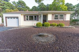 23 BURLINGTON CT, TOMS RIVER, NJ