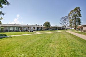 1240 OAKMONT RD, SEAL BEACH, CA