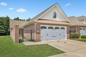145 PLYMOUTH DR, LEBANON, TN