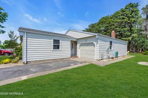 14 PORTSMOUTH DR, TOMS RIVER, NJ