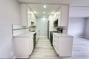2048 NEWPORT N # 2048, DEERFIELD BEACH, FL
