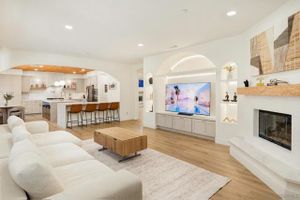 10528 PINION TRL, ESCONDIDO, CA