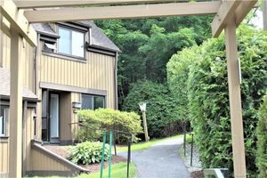 60 HERITAGE VLG B, SOUTHBURY, CT