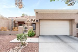 9109 GEMSTONE DR, LAS VEGAS, NV