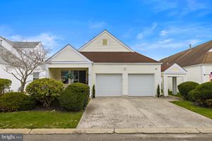 133 LONGWOOD DR, MANAHAWKIN, NJ