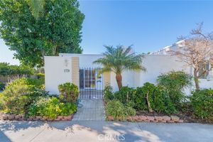 2204 VIA D, LAGUNA WOODS, CA