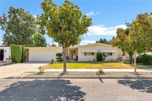 1272 BRENTWOOD WAY, HEMET, CA