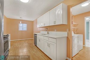 6850 10TH AVE 101, LAKE WORTH, FL