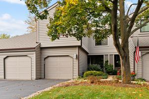 748 SHORELINE RD, LAKE BARRINGTON, IL