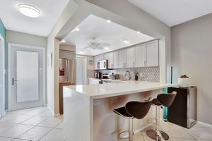 2731 NE 14TH ST APT 702, POMPANO BEACH, FL