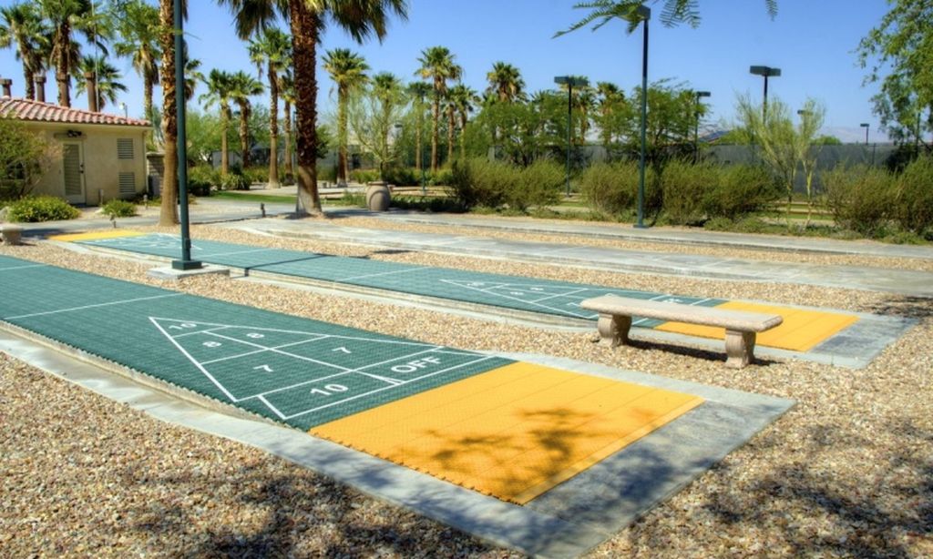2 Shuffleboard Courts