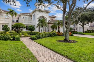 545 AVELLINO ISLES CIR # 202, NAPLES, FL