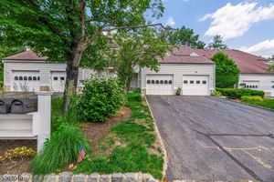 23 ABERDEEN DR, MENDHAM, NJ