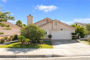 10676 CHERRY HILLS DR, CHERRY VALLEY, CA