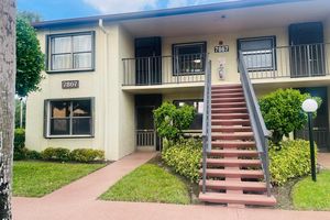 7867 WILLOW SPRING DR 821, LAKE WORTH, FL