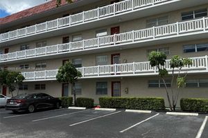 3551 INVERRARY DR APT 208, LAUDERHILL, FL