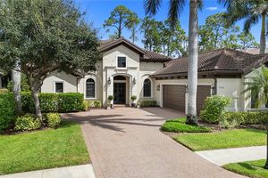 7721 CLASSICS DR, NAPLES, FL
