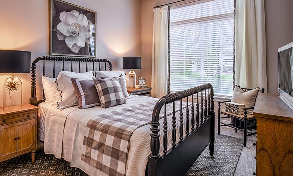 Model Master Bedroom