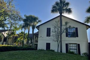 3211 JOG PARK DR, GREENACRES, FL