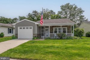 213 HUNTINGTON DR, SOUTHAMPTON, NJ
