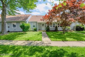 128 KORN MARKET E, FREEHOLD, NJ