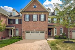 35 ELFRETHS CT, NEWTOWN, PA
