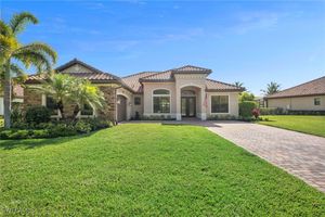 9463 CAMPANILE CIR, NAPLES, FL