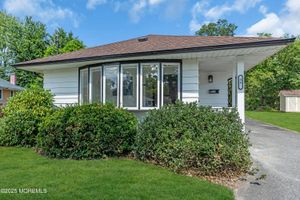 33 ACAPULCO PL, TOMS RIVER, NJ