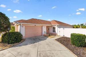 748 RAMIREZ AVE, LADY LAKE, FL