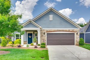 2261 LINCOLNSHIRE LN, WAXHAW, NC