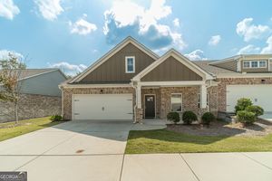 1584 LONG SHADOW LN, SNELLVILLE, GA