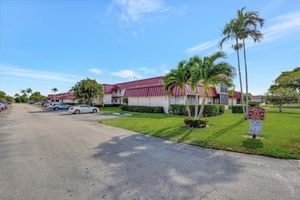 12012 GREENWAY CIR 205, ROYAL PALM BEACH, FL
