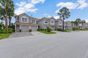 9570 HEMINGWAY LN APT 3207, FORT MYERS, FL