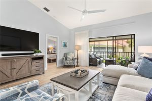 569 SERENDIPITY DR # 569, NAPLES, FL
