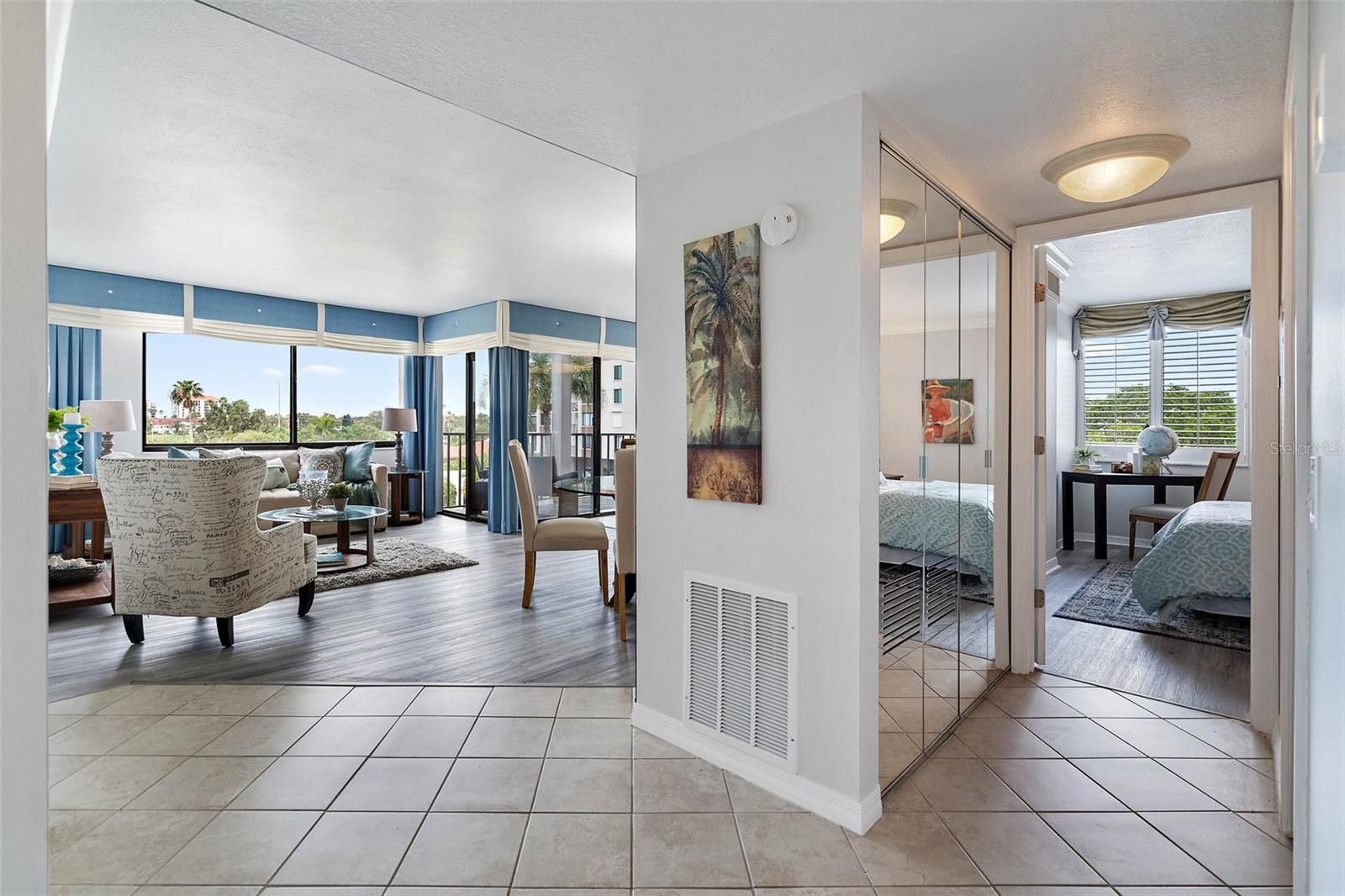image of property at 6218 PALMA DEL MAR BOULEVARD S 404