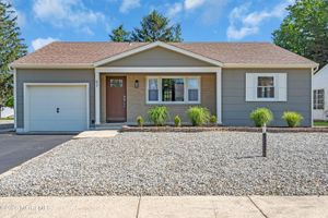 62 CARLISLE RD, TOMS RIVER, NJ
