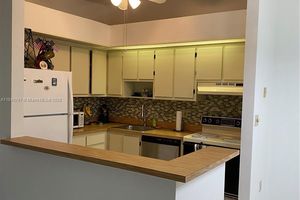 10407 E CLAIRMONT CIR 210, TAMARAC, FL