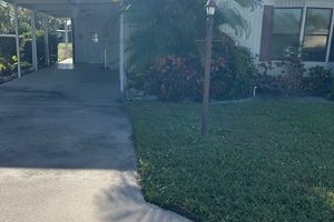 611 CHARLEMAGNE BLVD, NAPLES, FL