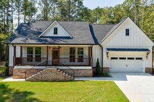 126 ELLIOTT CIR, MC CORMICK, SC