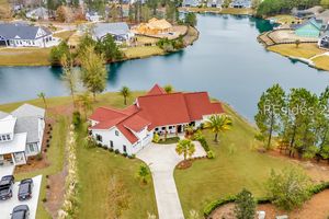 400 SHORESIDE DR, HARDEEVILLE, SC