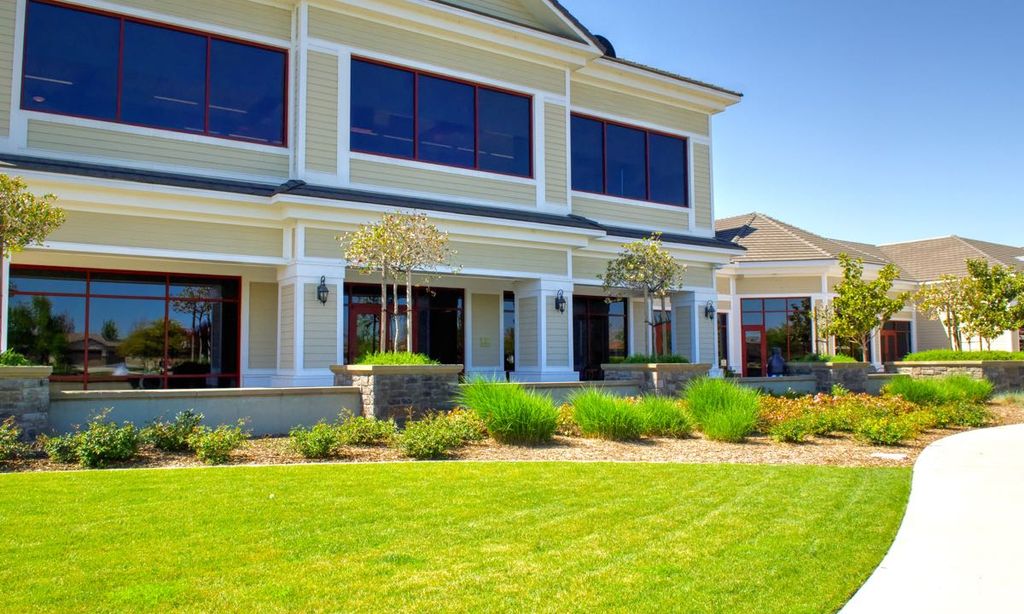 Lakeview Clubhouse - 28,000 Sq. Ft.